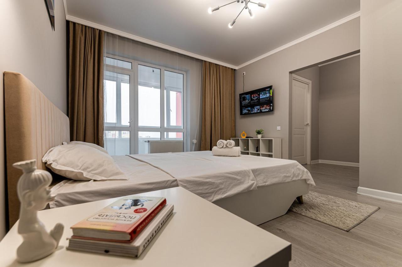 Уютная 1 Комнатная Freedom Apartment Nur-Sultan  Exterior photo
